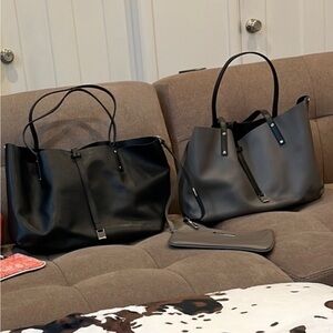 🩵 Tiffany & Co Reversible Tote Bags & Wristlet 🩵